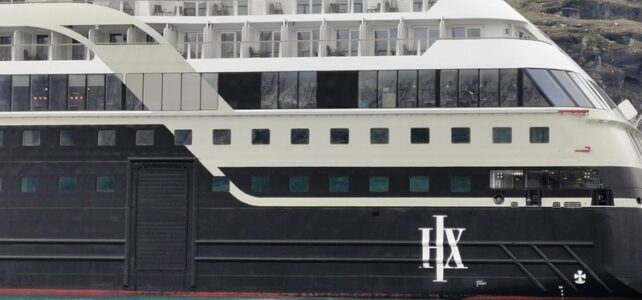 HX Expeditions BUCHEN BEI MIR – Jessica Kirsten MS Fridtjof Nansen Kabinen Aufsicht